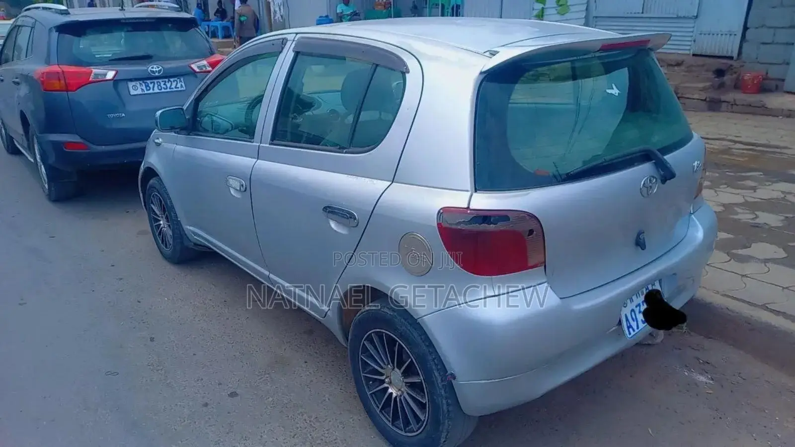 Toyota Vitz 2001 Silver