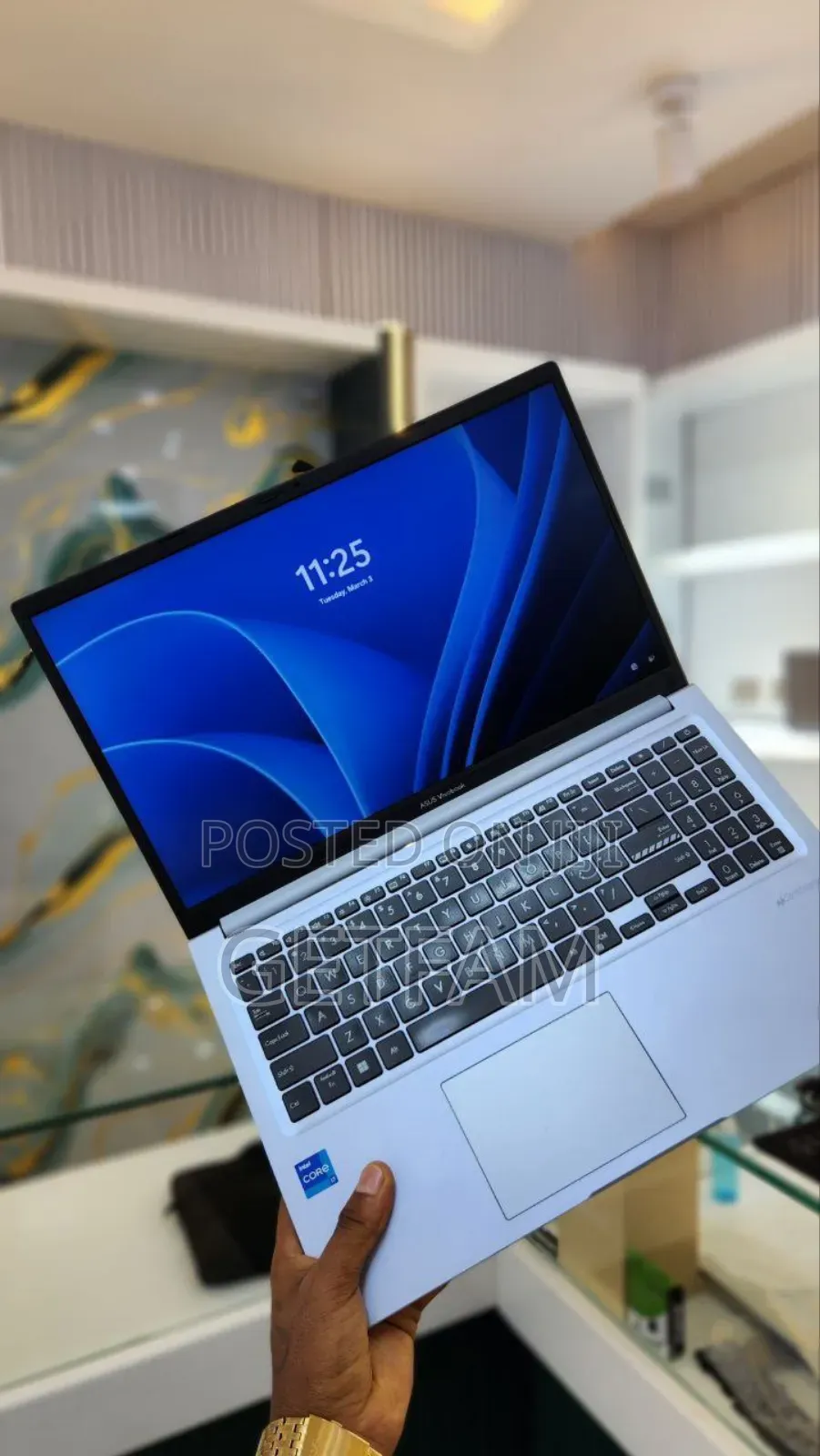 New Laptop Asus VivoBook 15 X505BA 16GB Intel Core i7 SSD 512GB