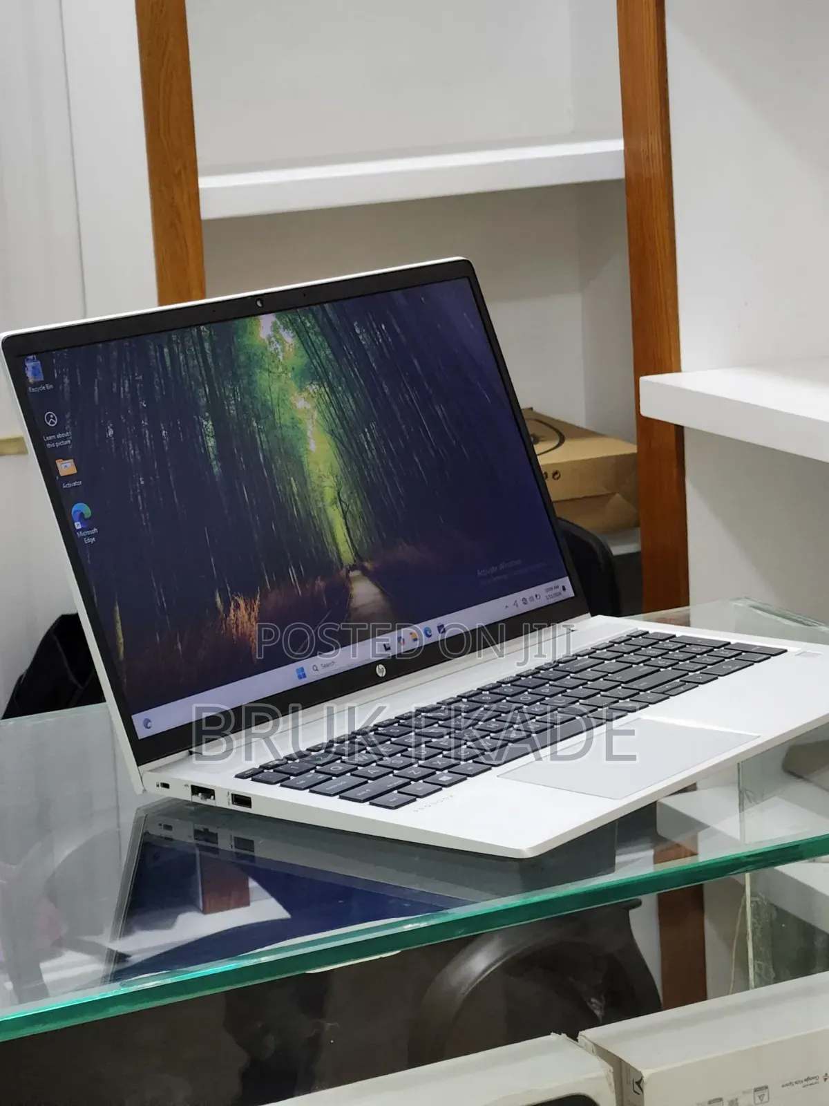 New Laptop HP ProBook 450 G8 16GB Intel Core i5 SSD 256GB