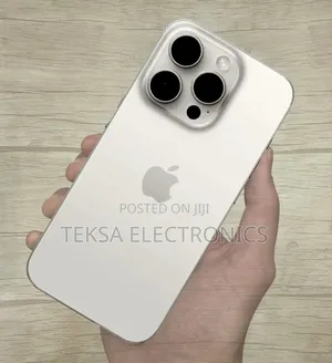 New Apple iPhone 15 Pro Max 256 GB Silver