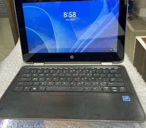 New Laptop HP 4GB Intel Xeon SSD 128GB