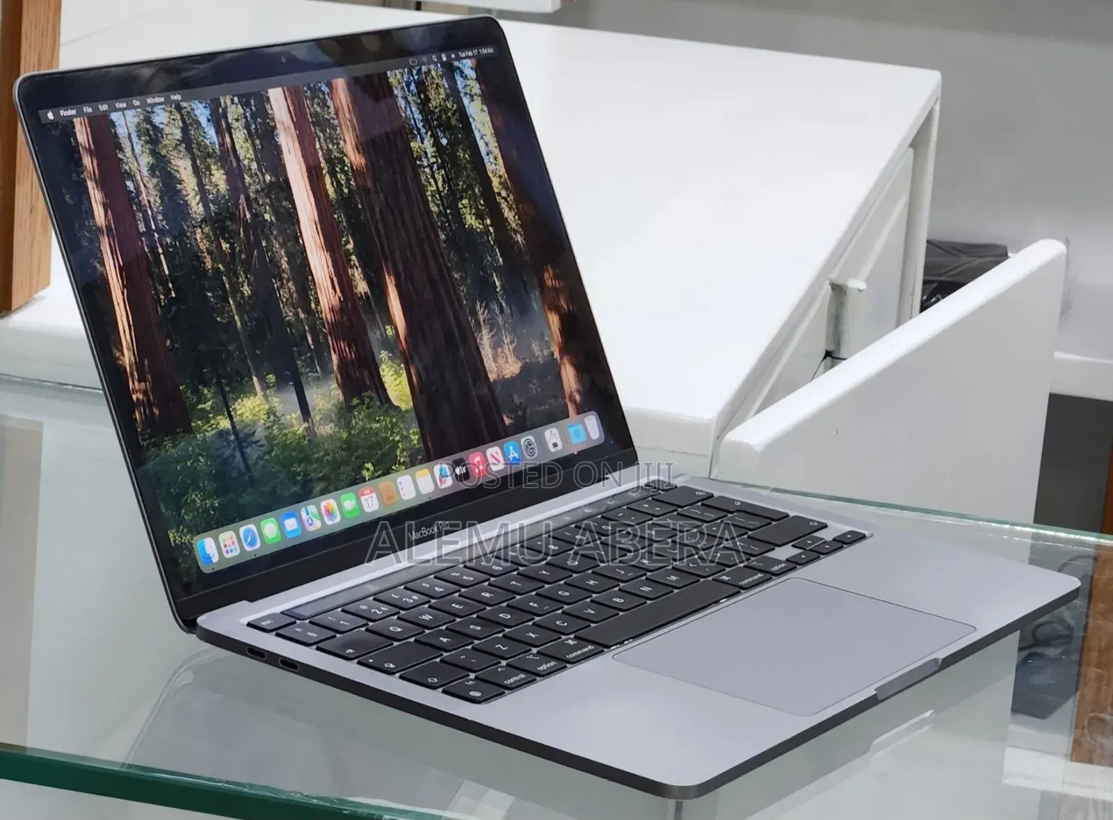 New Laptop Apple MacBook Pro M1 8GB Apple M1 SSD 256GB