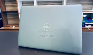 New Laptop Dell Inspiron 16 5620 16GB Intel Core i7 SSD 512GB