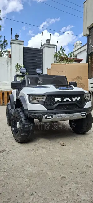 Medium Size Kids Electric Car / መኪና ኤሌክትሪክ