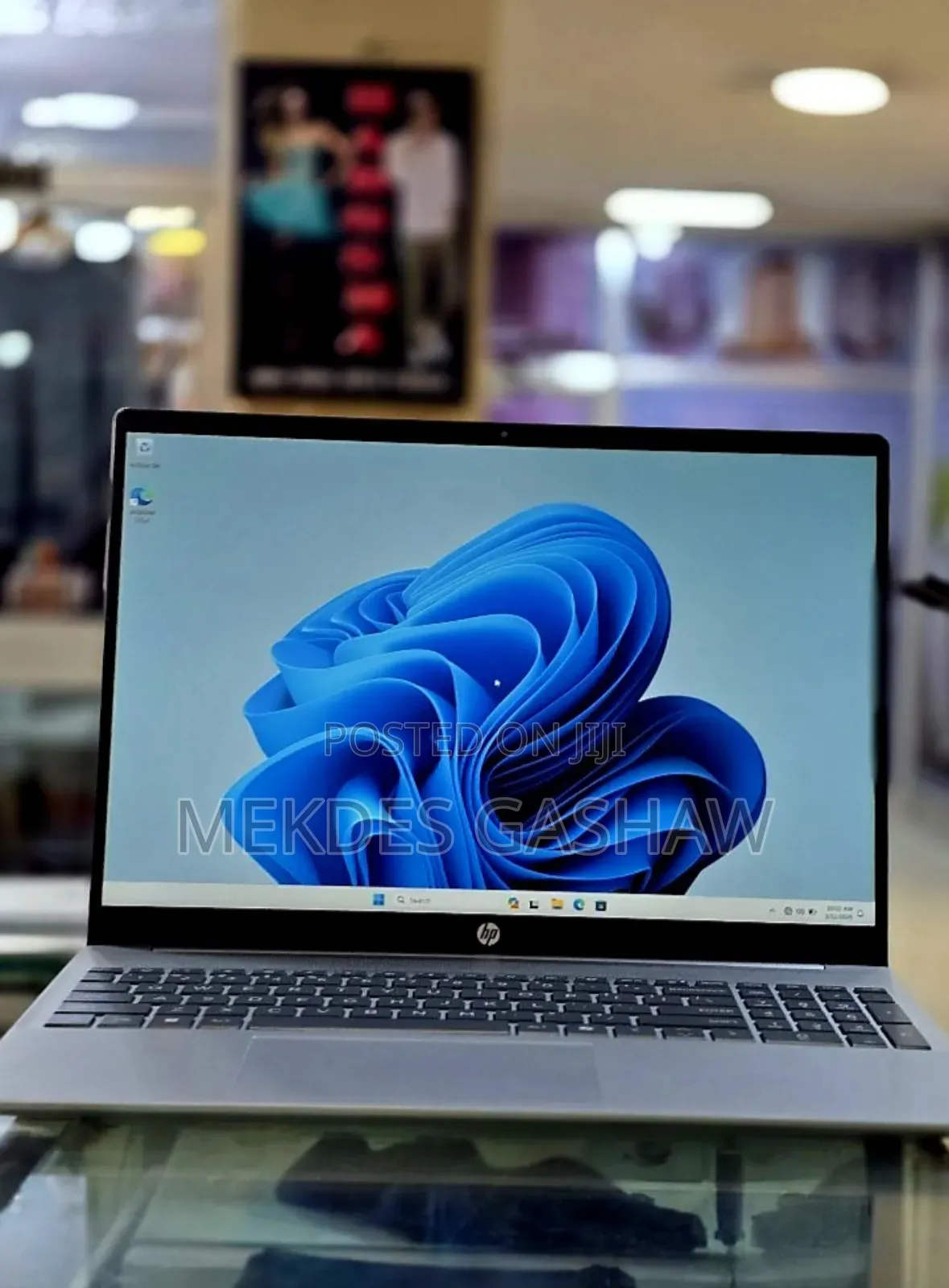 New Laptop HP Pavilion 15-cs3063cl 16GB Intel Core i7 SSD 1T