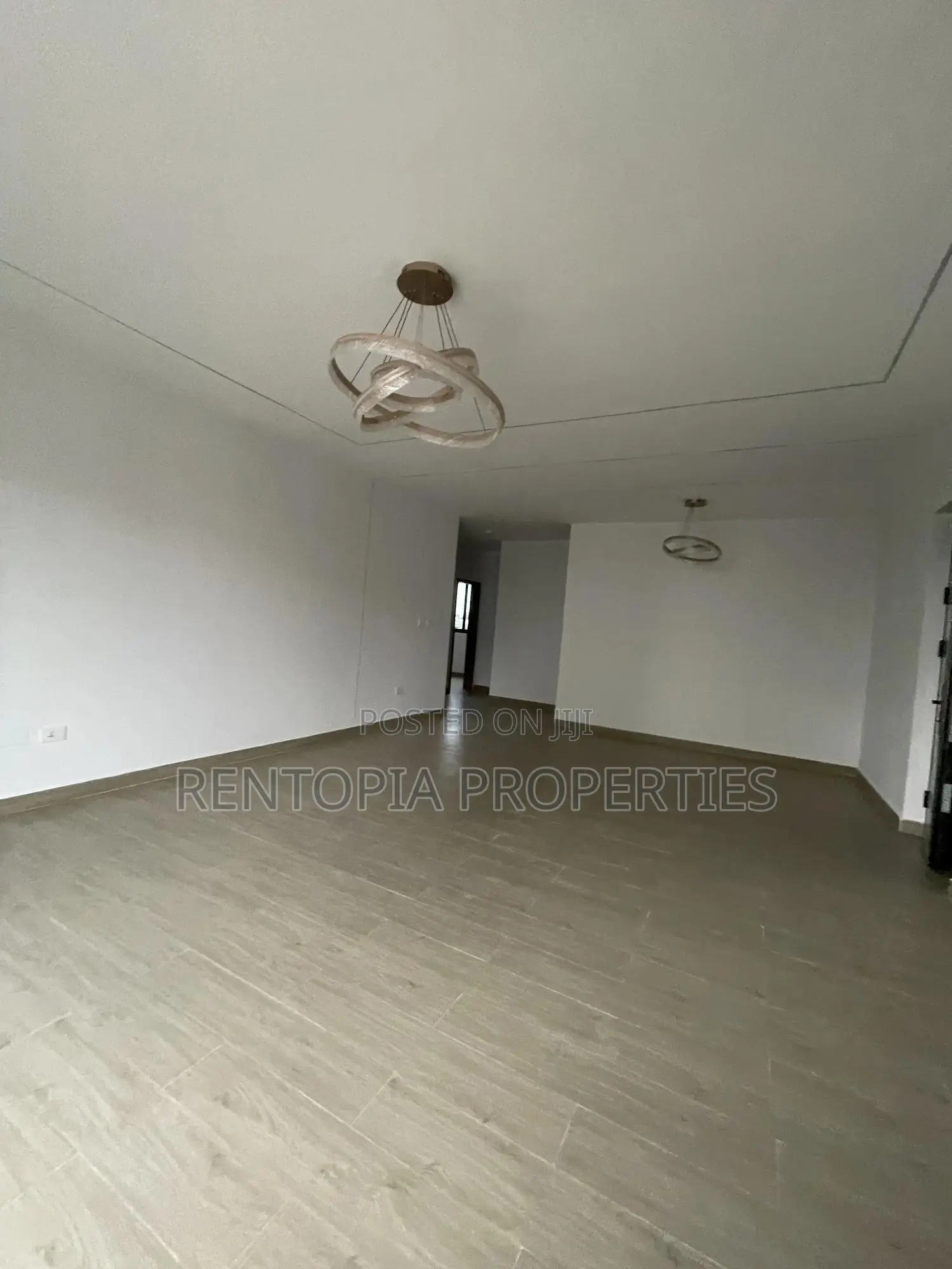 3bdrm Apartment in Yeka for rent