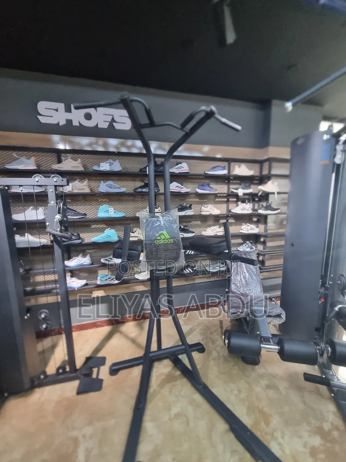 Pull Up Bar