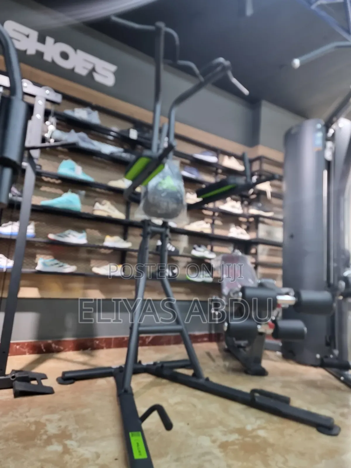 Pull Up Bar