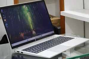 New Laptop HP ProBook 450 G8 16GB Intel Core i5 SSD 256GB