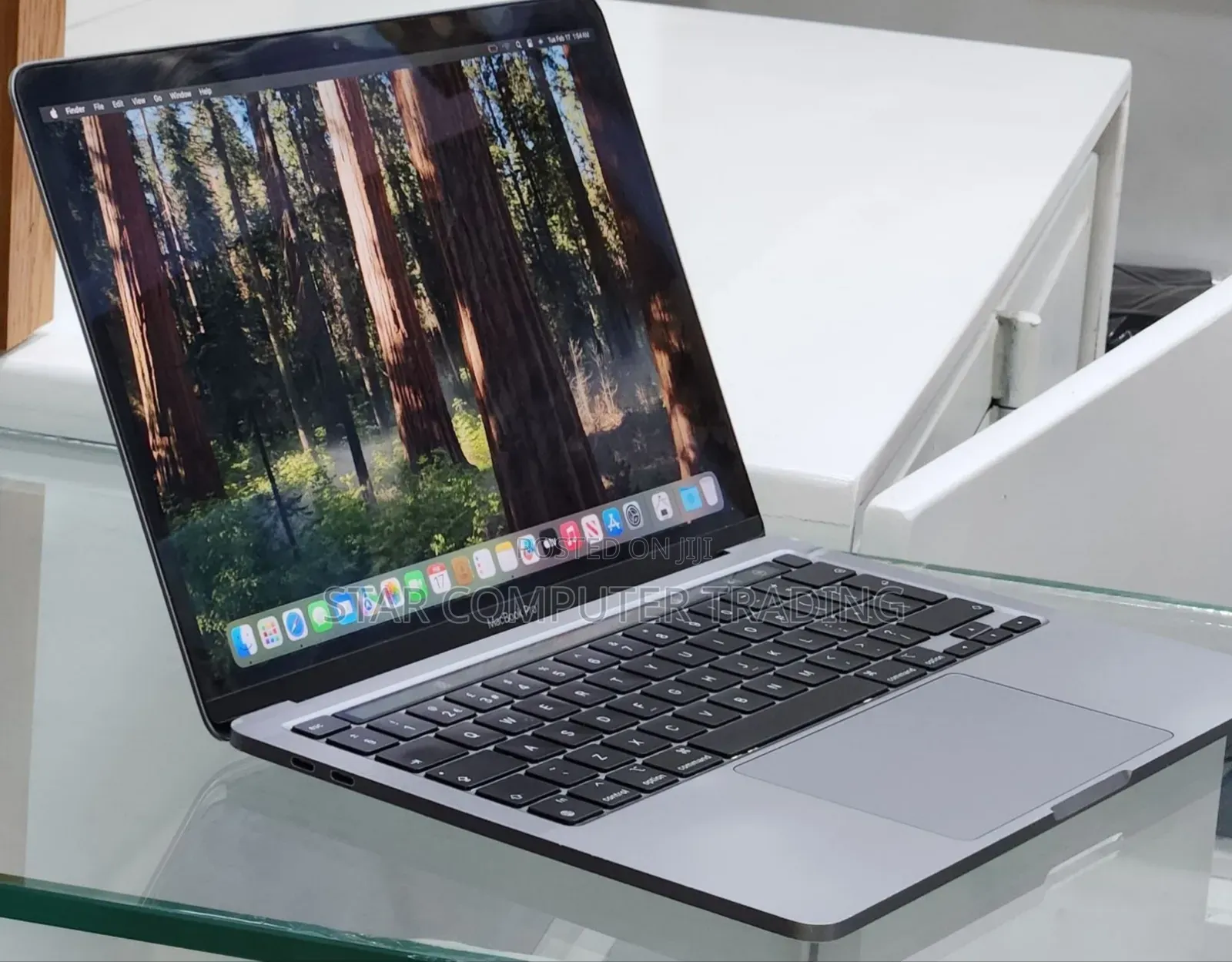 New Laptop Apple MacBook Pro M1 8GB Apple M1 Pro SSD 256GB