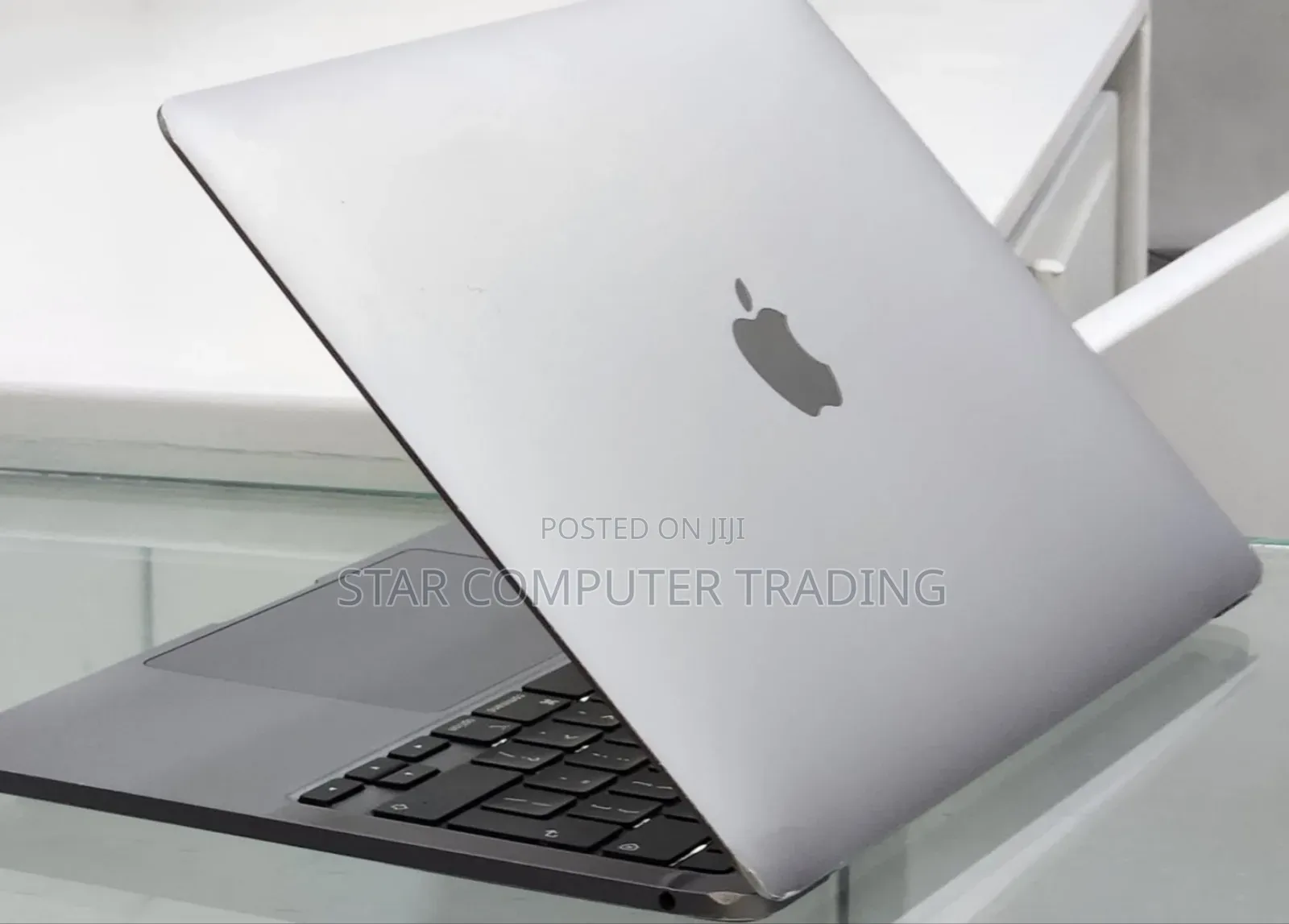 New Laptop Apple MacBook Pro M1 8GB Apple M1 Pro SSD 256GB