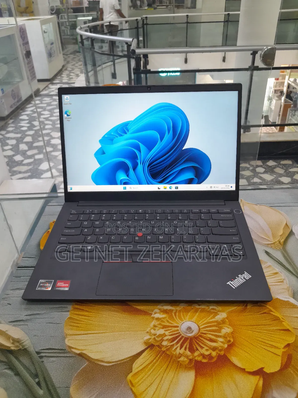 New Laptop Lenovo ThinkPad E14 Gen 4 8GB AMD Ryzen 5 SSD 512GB