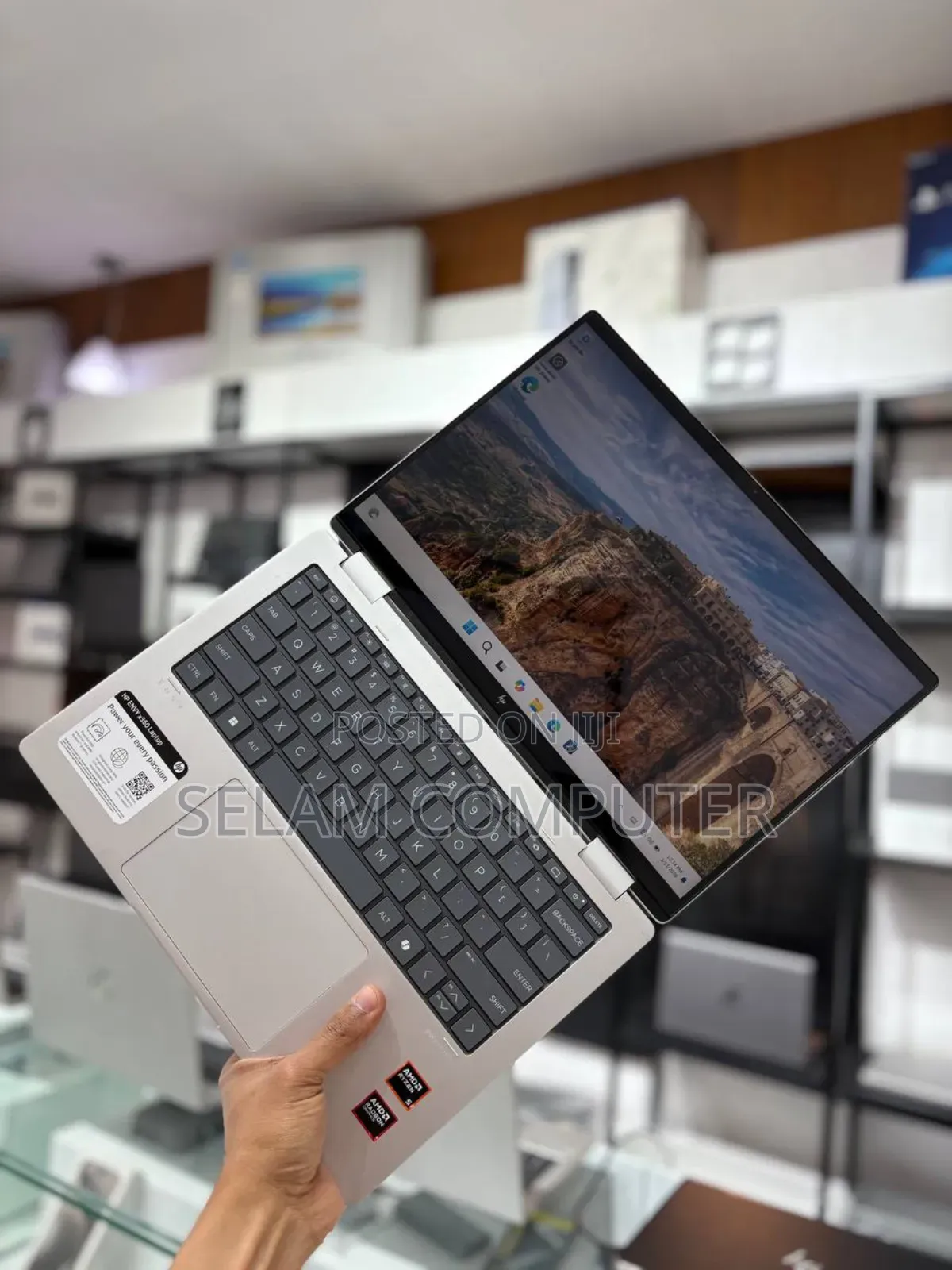 New Laptop HP Envy X360 16GB AMD Ryzen 5 SSD 512GB