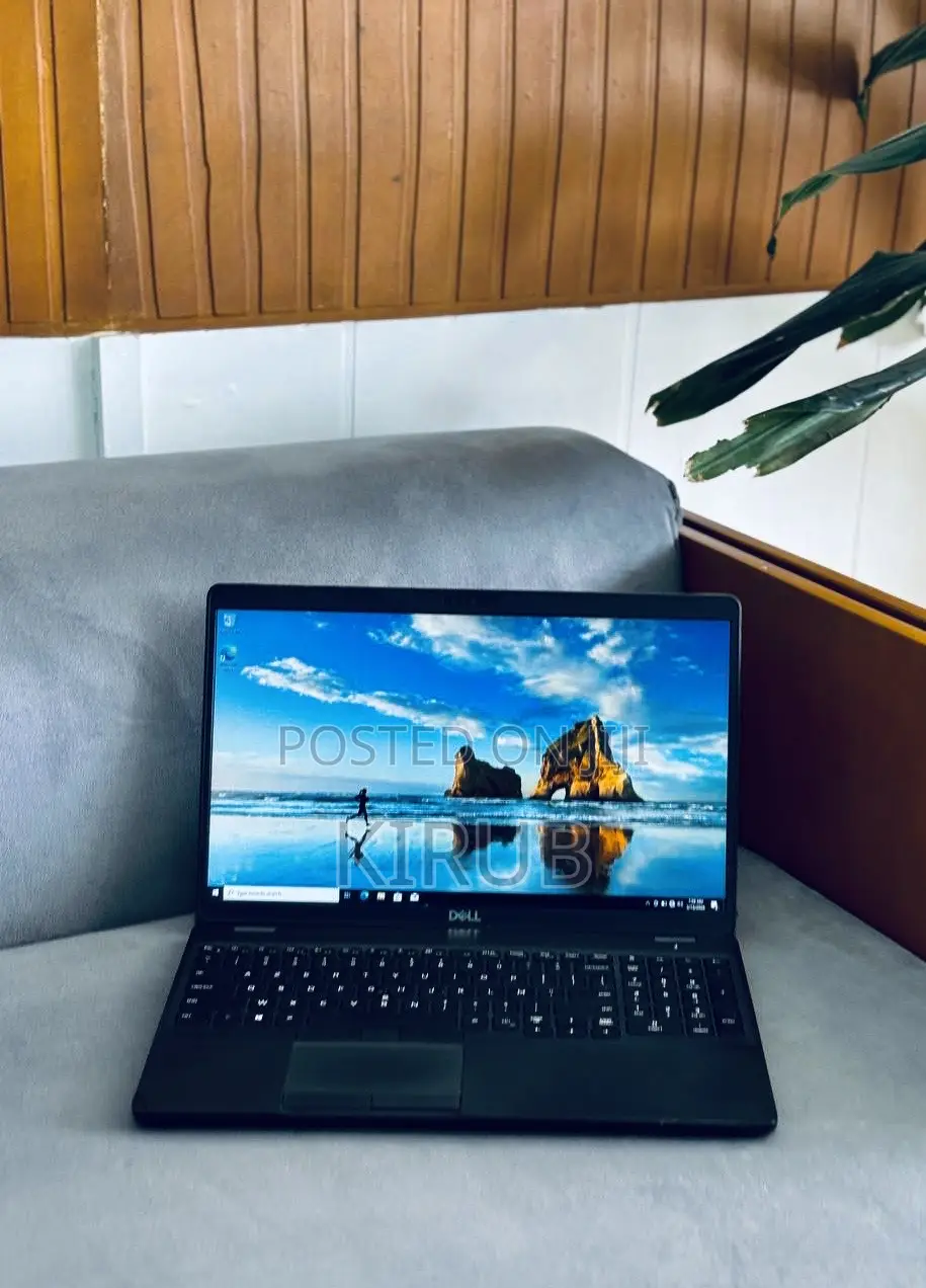 Laptop Dell Latitude 5501 8GB Intel Core i5 SSD 256GB
