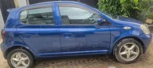Toyota Vitz 2001 Blue