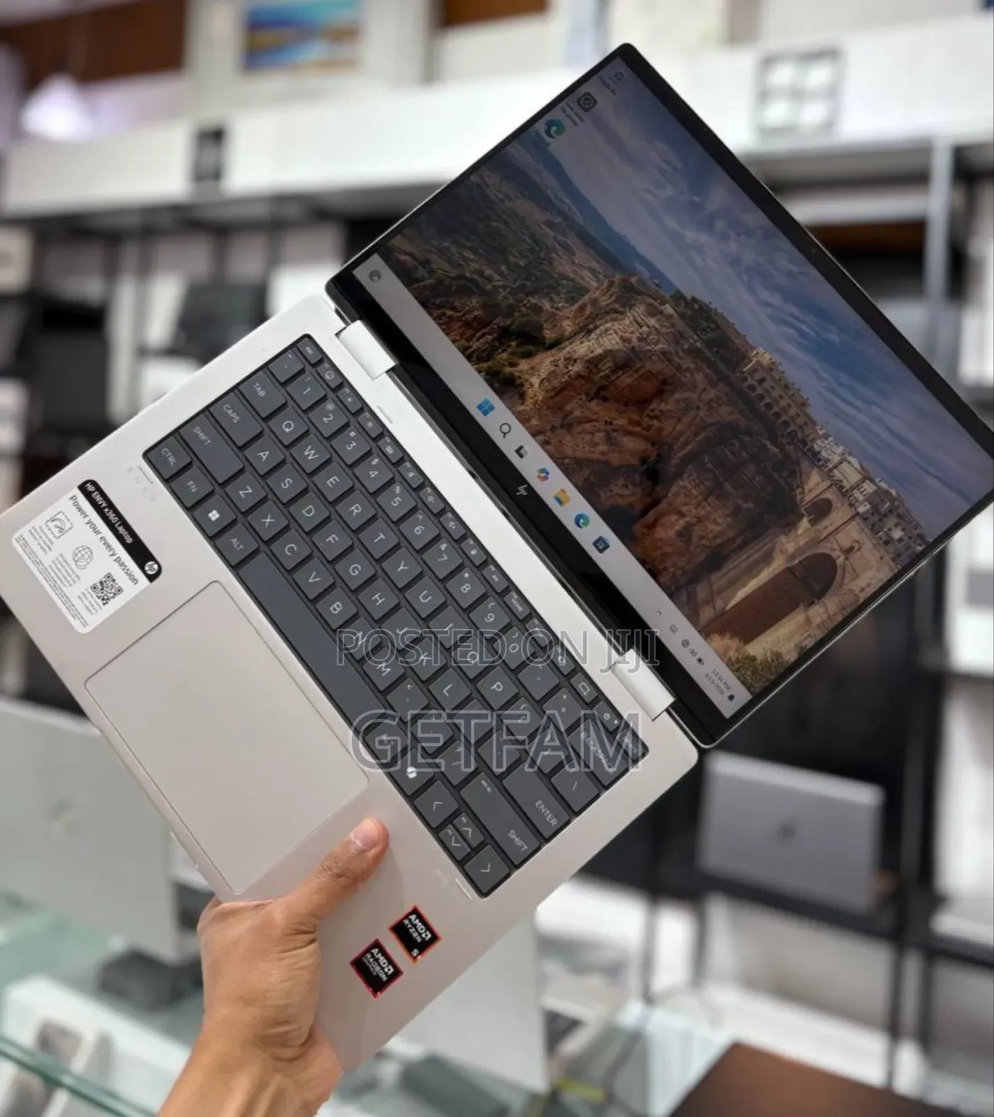 New Laptop HP Envy X360 16GB AMD Ryzen 5 SSD 512GB