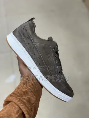 Cat (Caterpillar) Original Sneakers for All Occasions