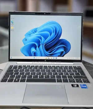 New Laptop HP EliteBook 830 G8 16GB Intel Core i5 SSD 512GB