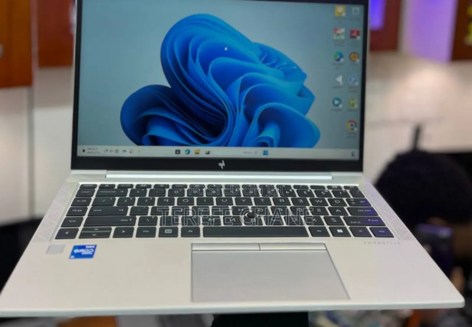 New Laptop HP EliteBook 840 G5 8GB Intel Core i5 SSD 512GB