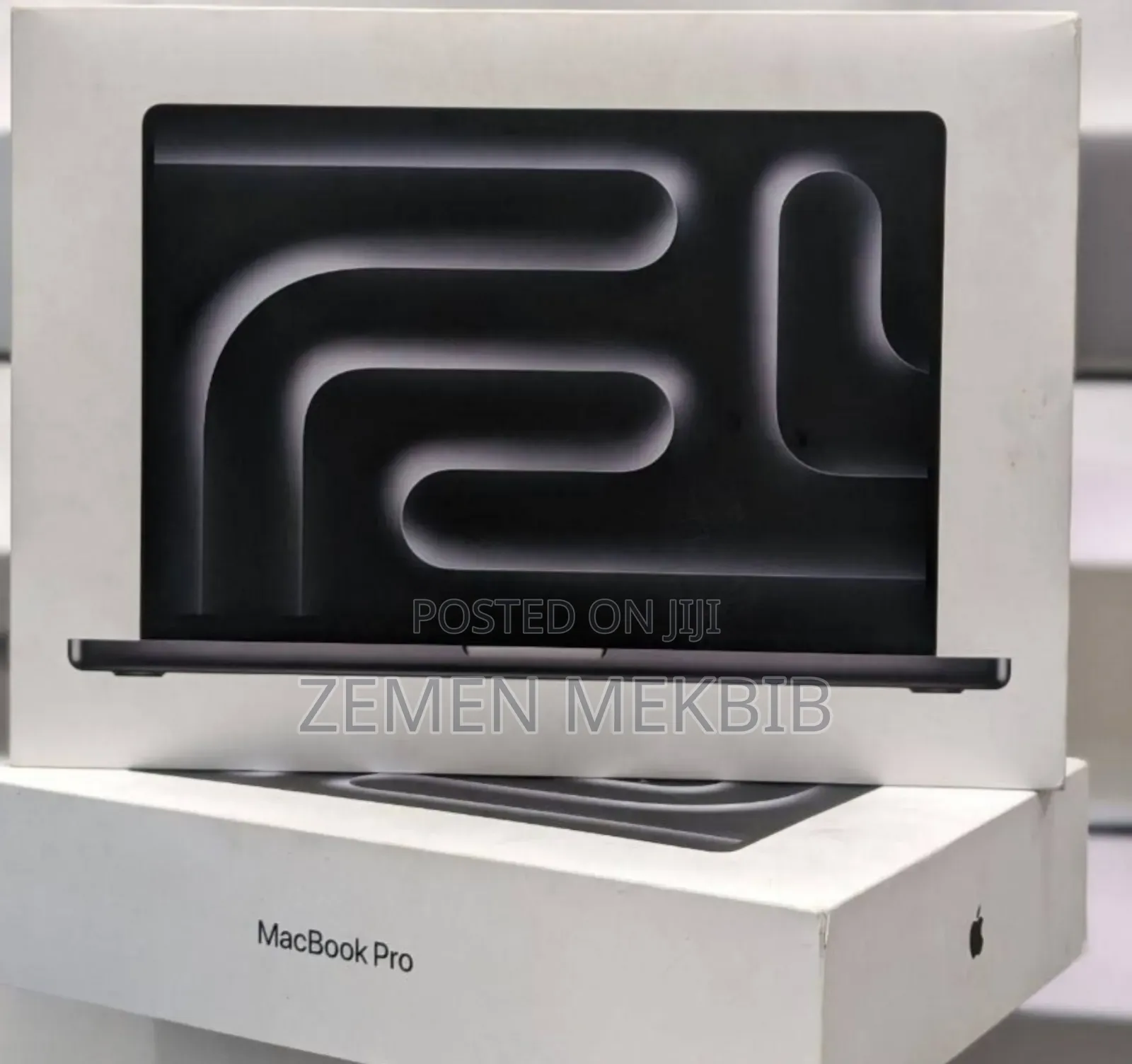New Laptop Apple MacBook Pro 2024 M3 14-inch 32GB SSD 1T
