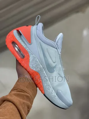 Nike Air Max Light Grey Sneakers