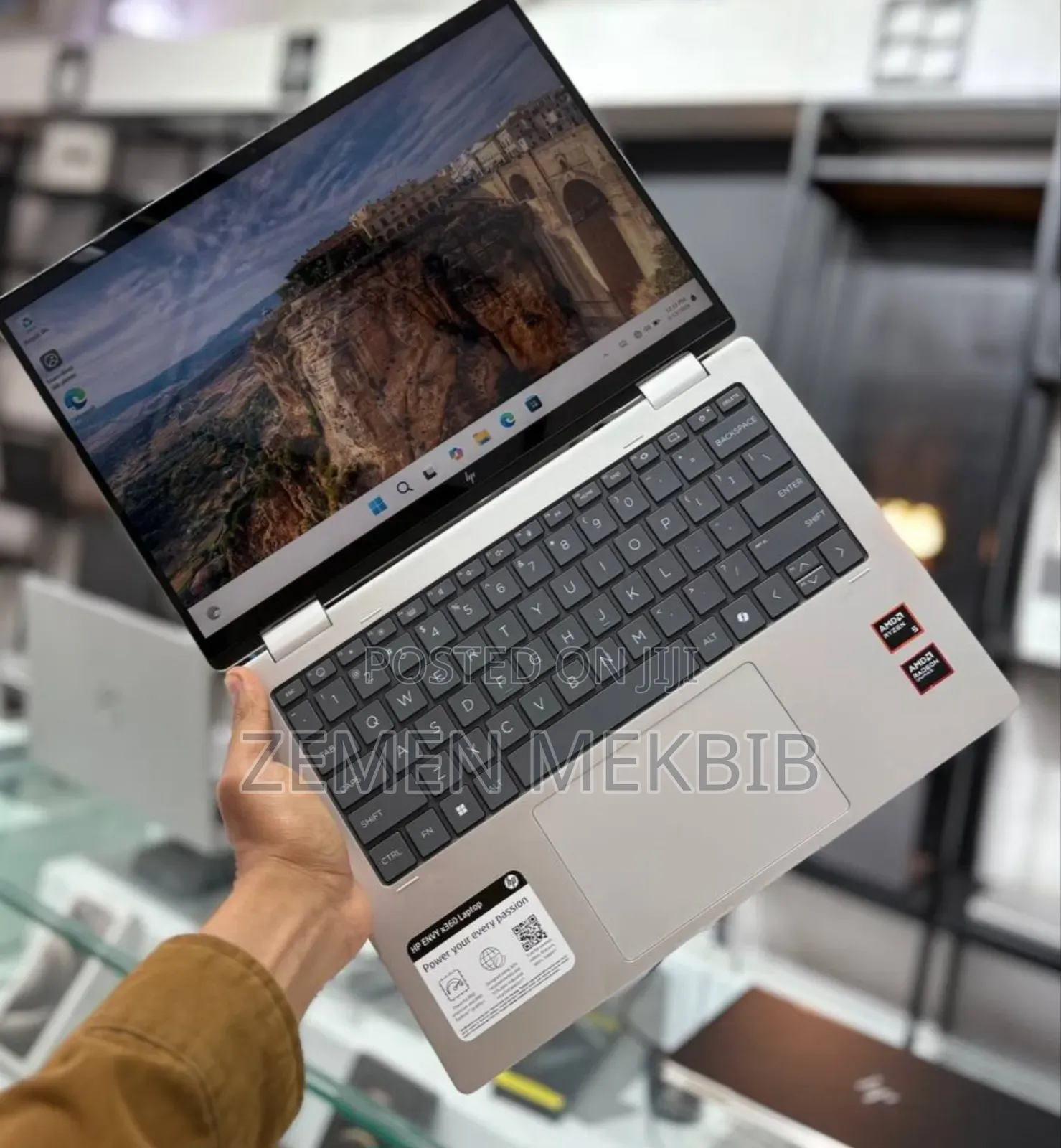 New Laptop HP Envy x360 16GB AMD Ryzen 5 SSD 512GB