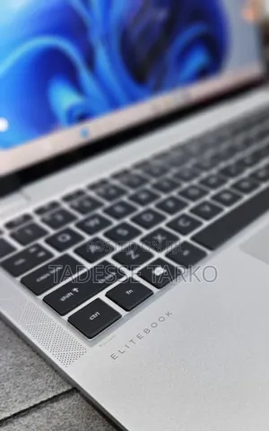 New Laptop HP EliteBook 1040 G8 16GB Intel Core i7 SSD 512GB