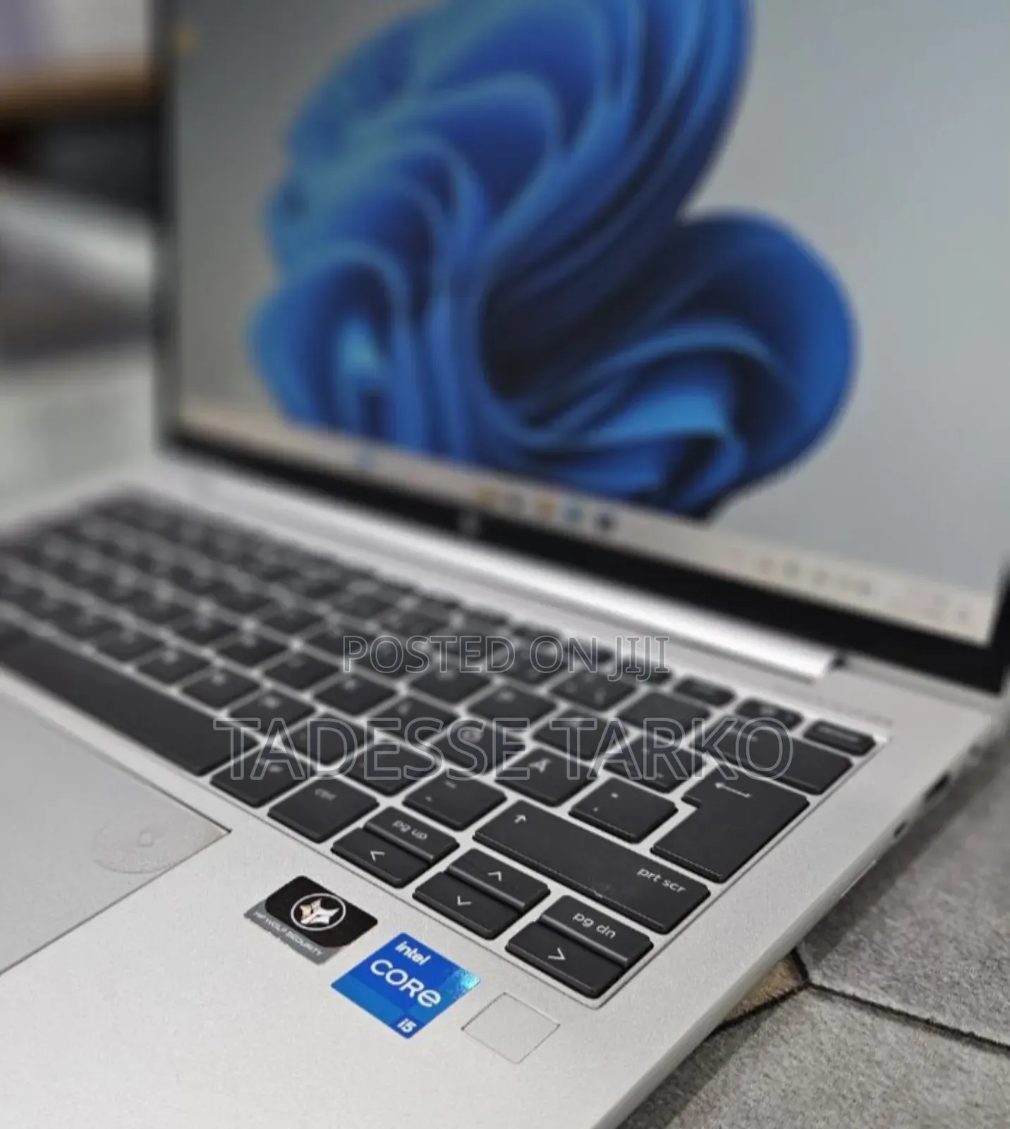 New Laptop HP EliteBook 1040 G8 16GB Intel Core i7 SSD 512GB