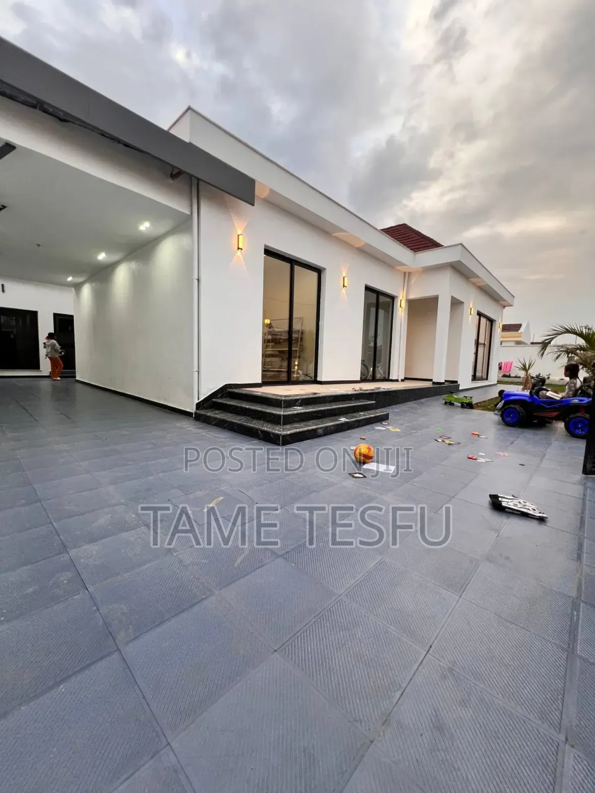 Furnished 5bdrm Villa in ጣፎ, Oromia-Finfinne for sale