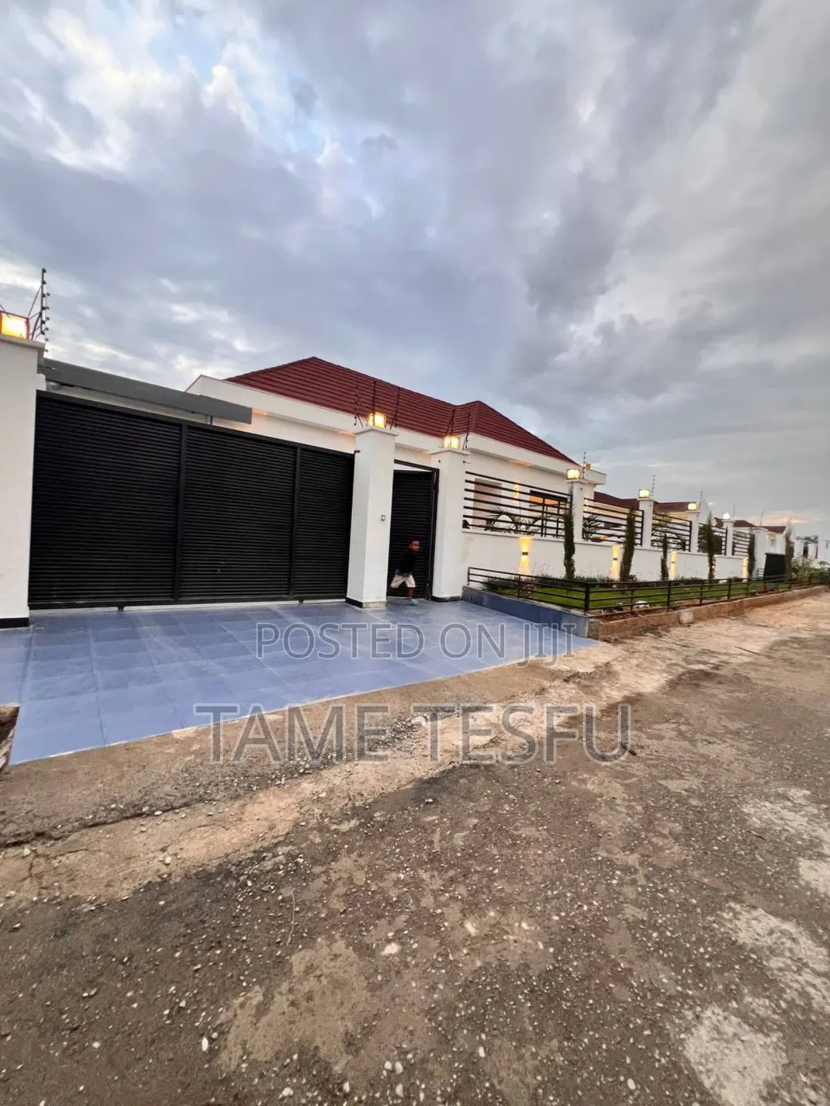 Furnished 5bdrm Villa in ጣፎ, Oromia-Finfinne for sale