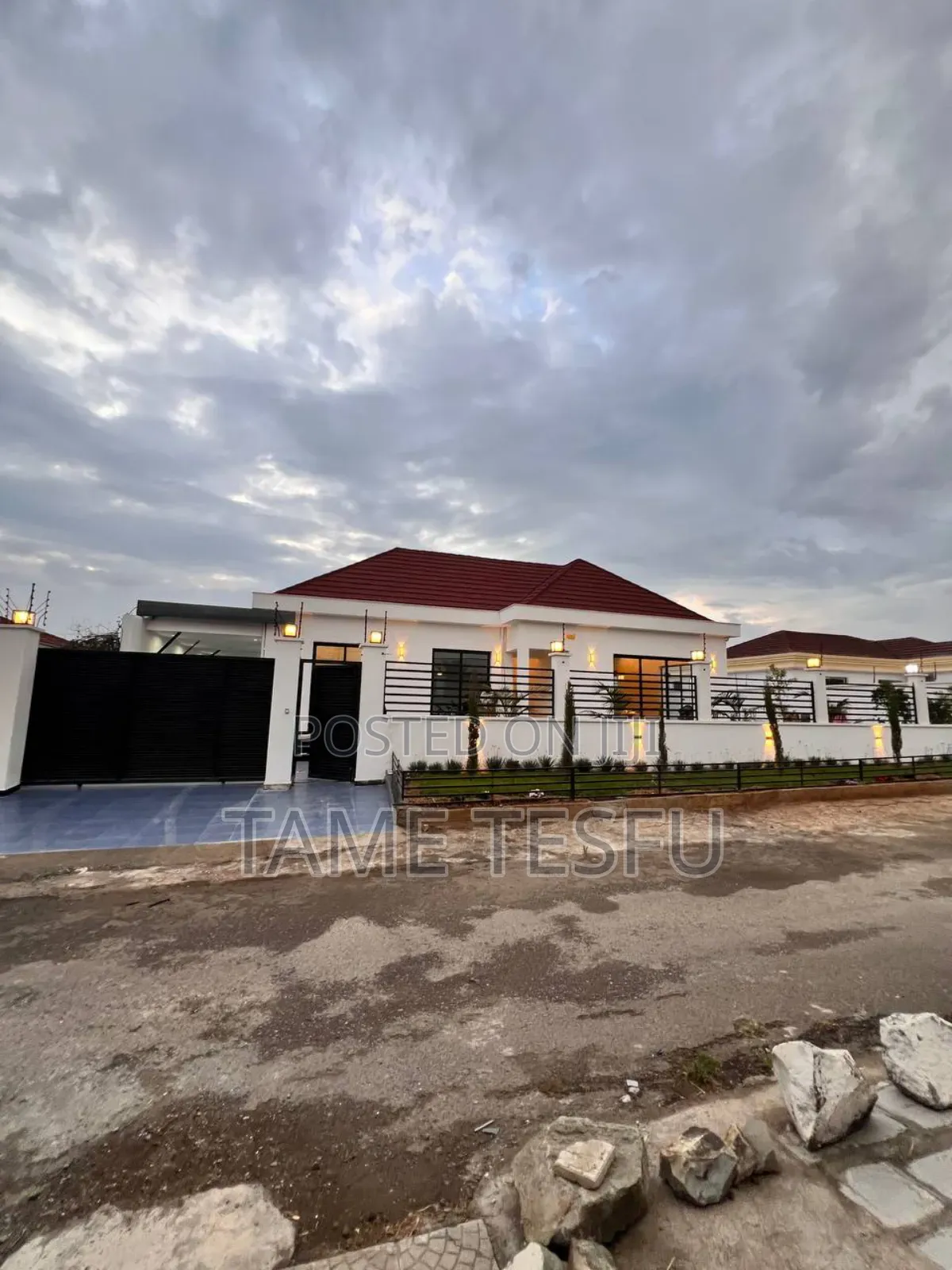 Furnished 5bdrm Villa in ጣፎ, Oromia-Finfinne for sale