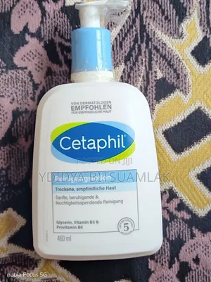 Face Wash / Cetaphil Cleanser