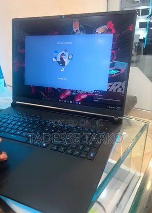 New Laptop Asus ROG Strix G17 32GB Intel Core Ultra 9 SSD 2T