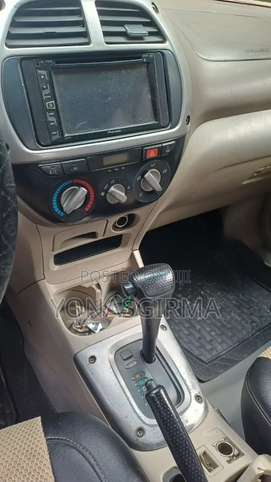 Toyota RAV4 2002 Red