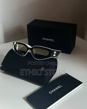 Chanel Sunglass