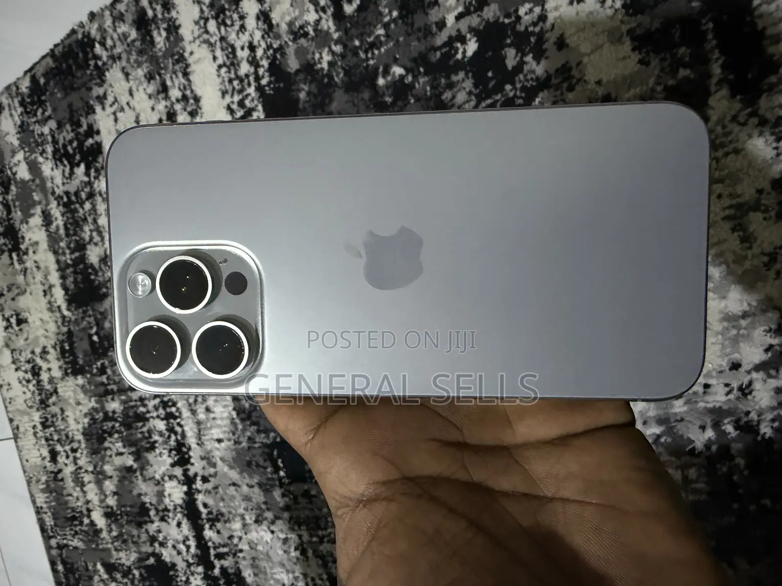 Apple iPhone 15 Pro Max 256 GB