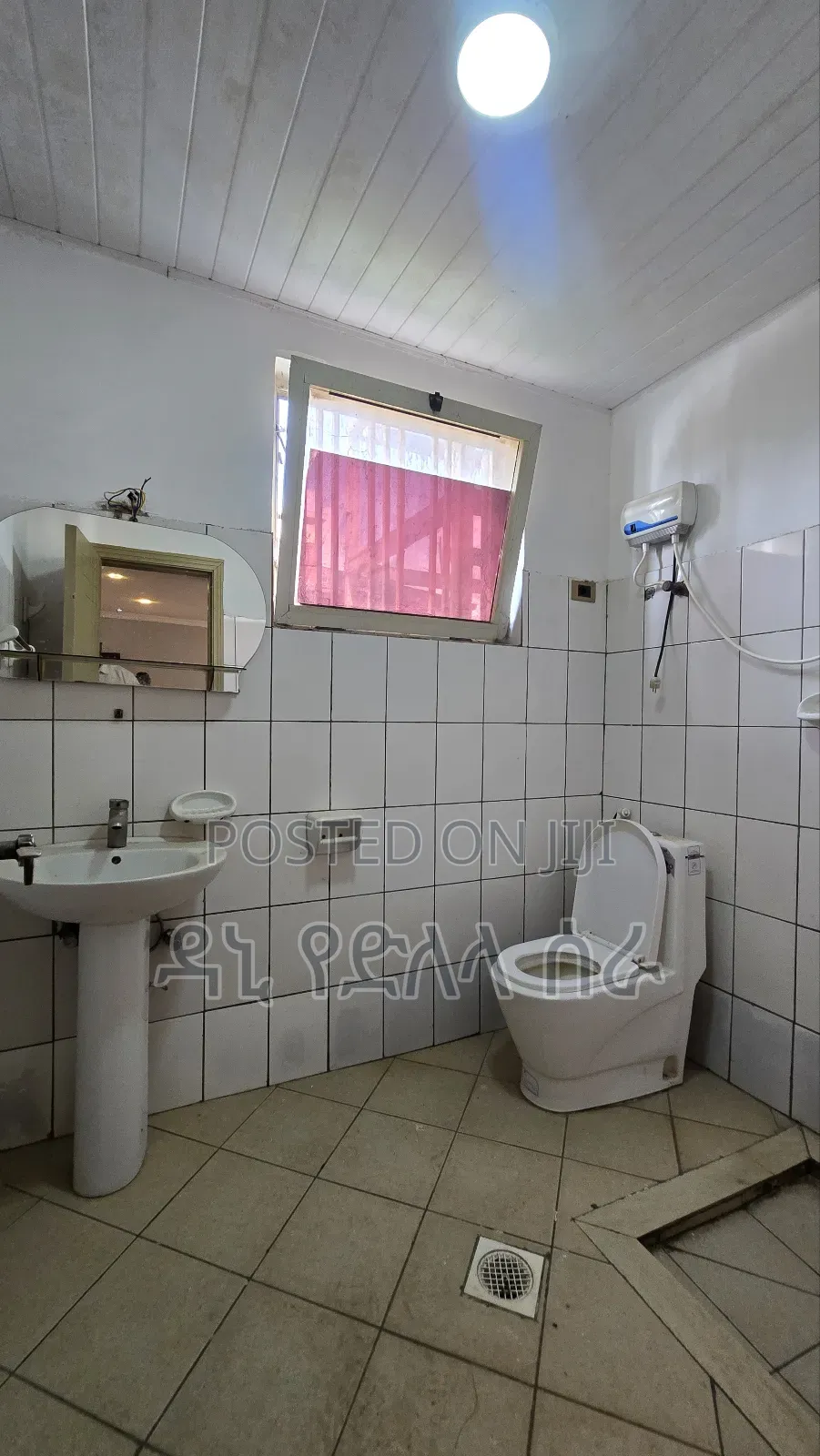 Furnished 1bdrm Apartment in አዲስ አበባ, Bole for sale