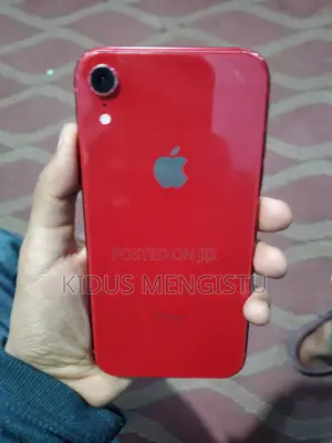 Apple XR 256 GB Red