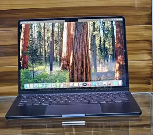 New Laptop Apple MacBook Air 2025 M4 13-inch 16GB Apple M4 SSD 256GB