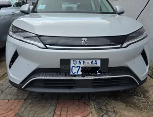 BYD Yuan Up 2025 Silver