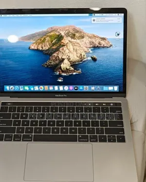 New Laptop Apple MacBook Pro 2019 16GB Intel Core i7 SSD 1T