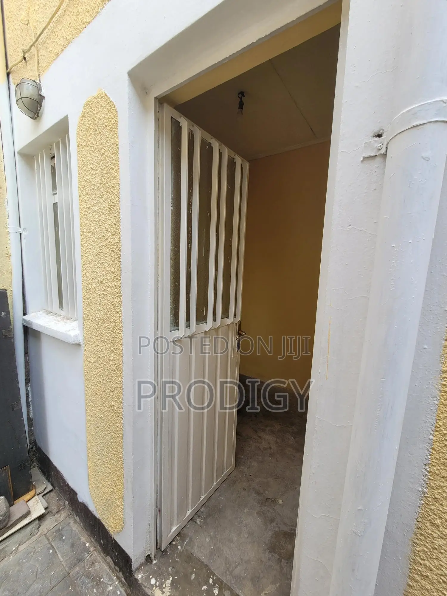 2bdrm House in Nifas Silk-Lafto for sale