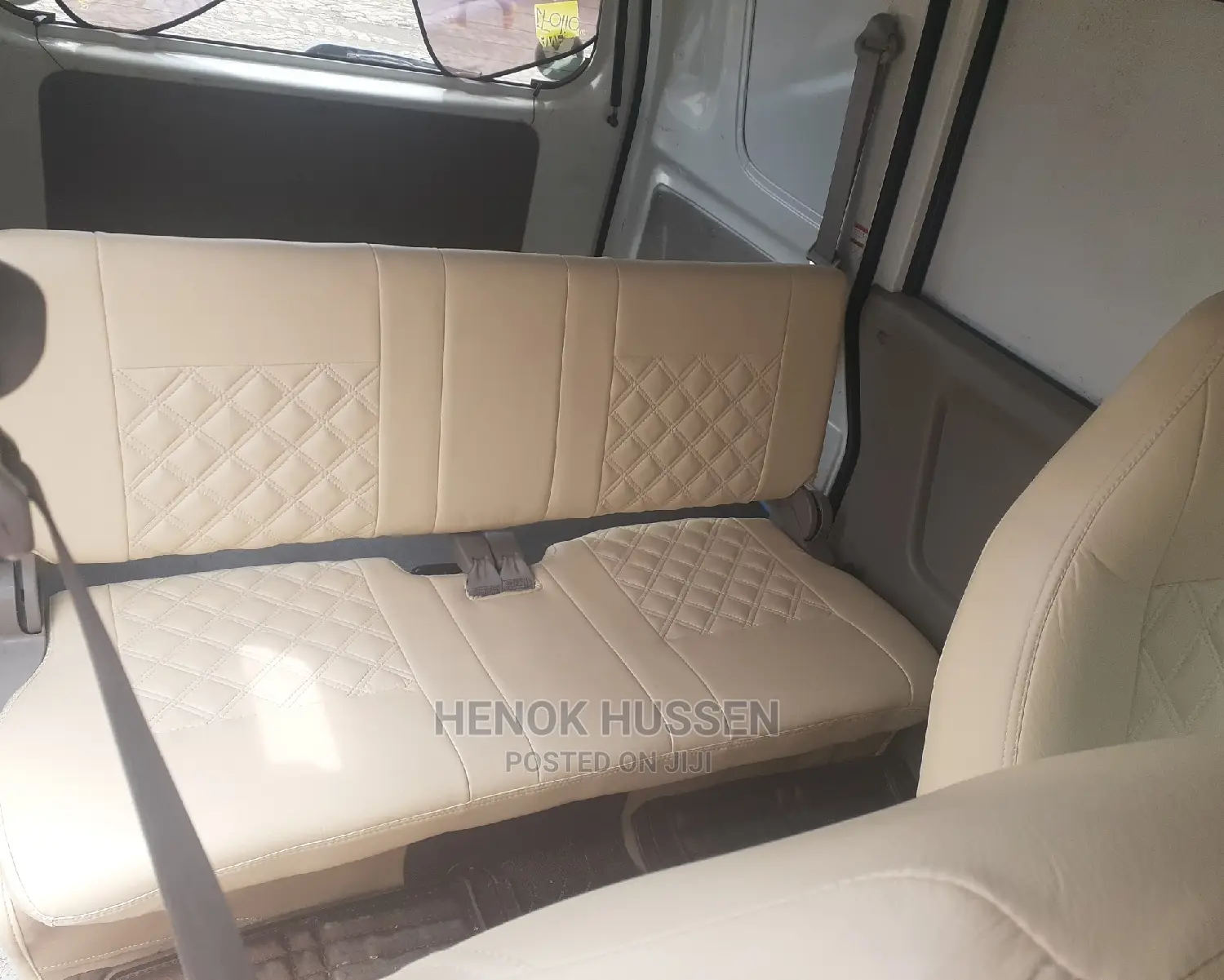 Suzuki Every Wagon 2012 White