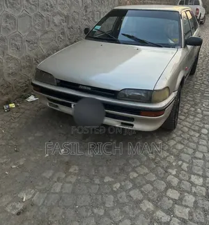 Toyota Corolla Hatchback 1989 Silver