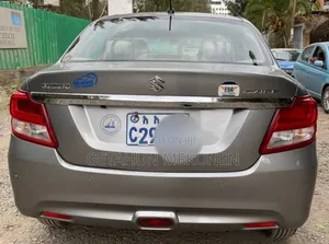 Suzuki Dzire 2022 Silver