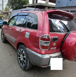 Toyota RAV4 Automatic 2002 Red