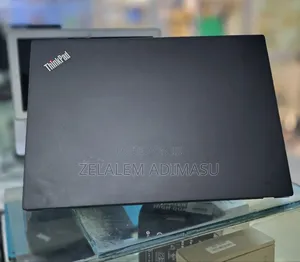 New Laptop Lenovo ThinkPad t495s 16GB AMD Ryzen 7 SSD 512GB