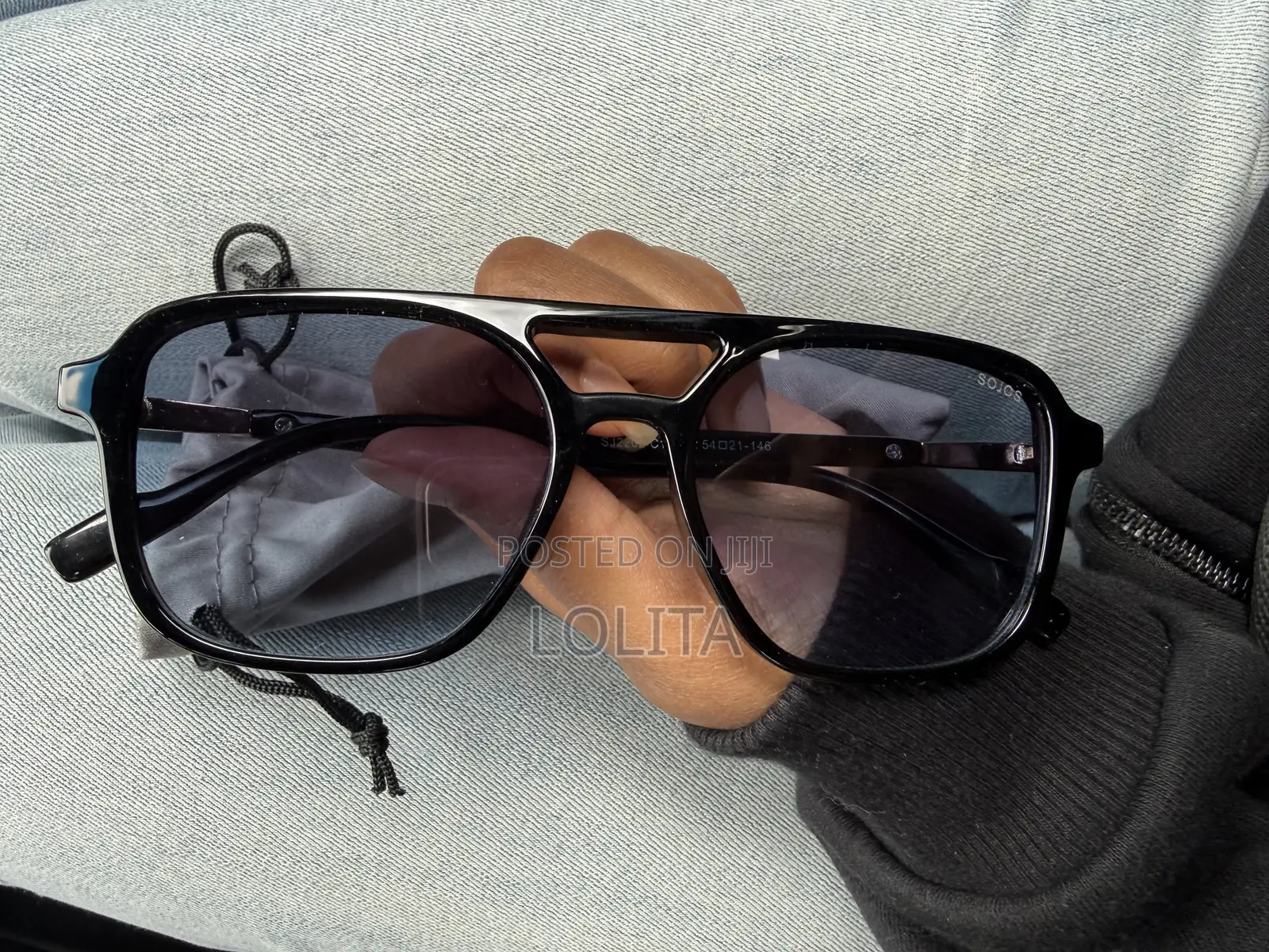 Eyewear/ Shades