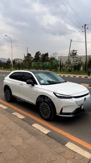 Honda e:NS1 2023 White