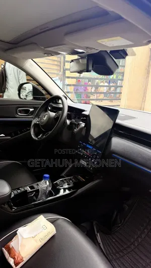 Honda e:NS1 2023 White